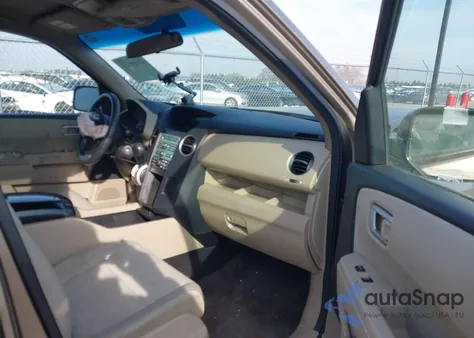 2011 Honda Pilot Lx z USA, uszkodzony, nr VIN 5FNYF3H29BB031843